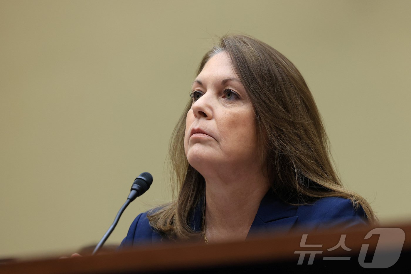 본문 이미지 - 지난 7월 22일(현지시간) 킴벌리 치틀 미국 비밀경호국 국장이 하원 청문회에서 도널드 트럼프 전 대통령의 총격 사건과 관련해 "경호에 실패했다"라고 고 시인했다. 2024.07.22/ ⓒ 로이터=뉴스1 ⓒ News1 박재하 기자