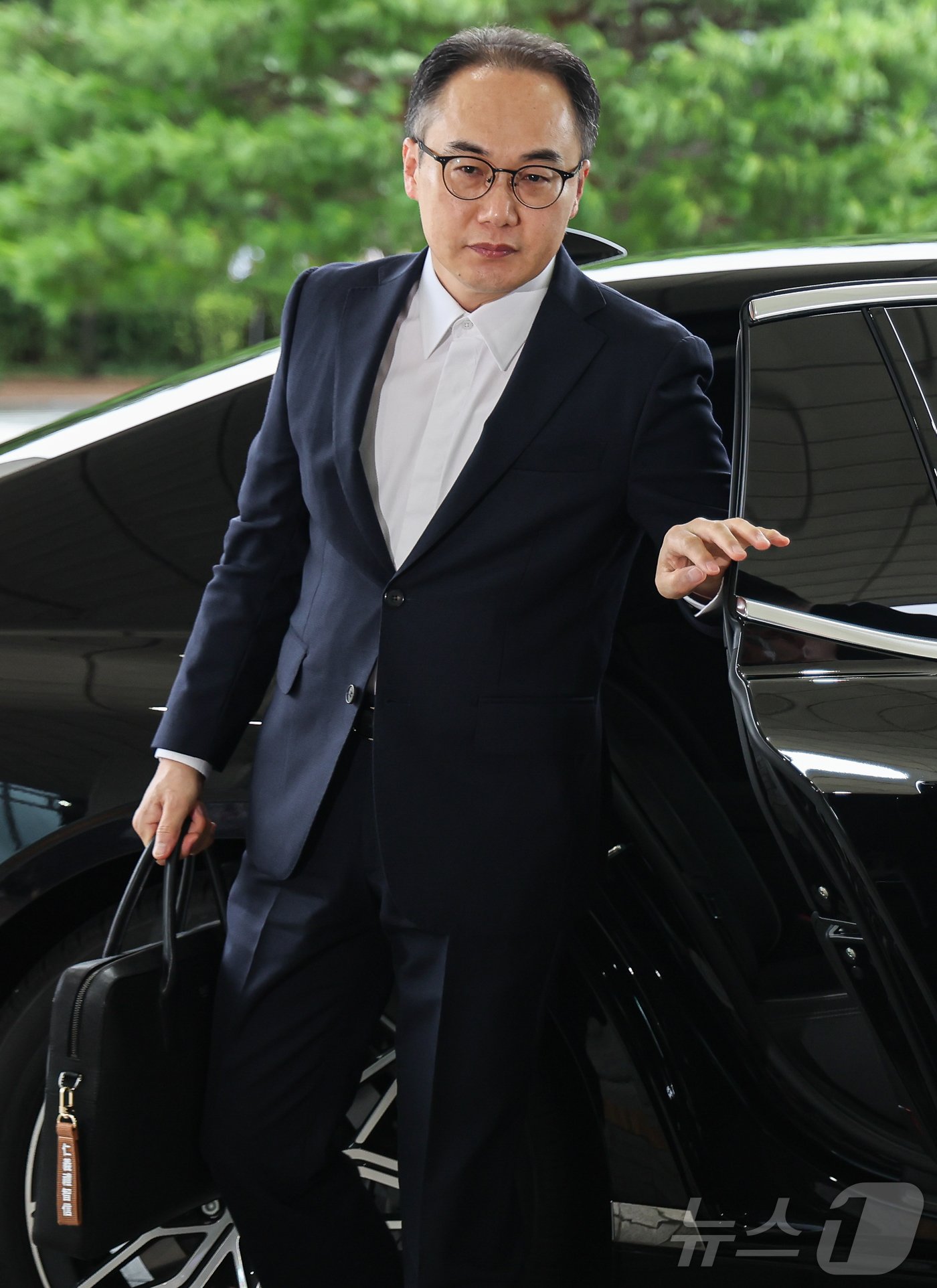 본문 이미지 - 이원석 검찰총장이 23일 오전 서울 서초구 대검찰청으로 출근하고 있다. 2024.7.23/뉴스1 ⓒ News1 김도우 기자