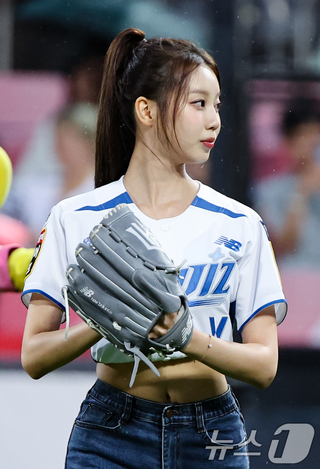 (수원=뉴스1) 이재명 기자 = 2023년 미스코리아 선 정규리가 23일 오후 경기도 수원시 장안구 수원KT위즈파크에서 열린 프로야구 '2024 신한 SOL 뱅크 KBO리그' kt …