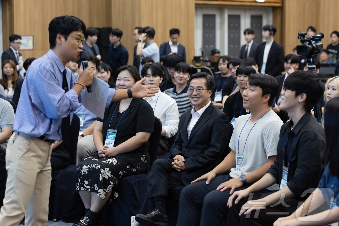 23일 오후 경기창조경제혁신센터에서 김동연 경기도지사, 경기도 관내 대학 총학생회 학생 등이 참석한 가운데 2024 대학생 리더 만남 행사가 열리고 있다.