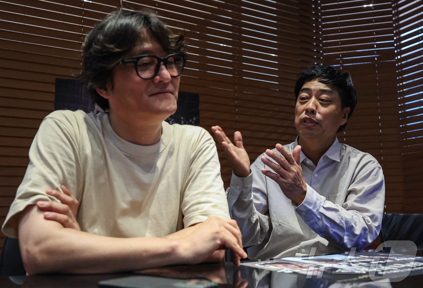 본문 이미지 - 영화 '행복의 나라' 제작자 파파스필름 이준택 대표(왼쪽), 장진승 오스카10 대표 / 뉴스1 ⓒ News1 김도우 기자