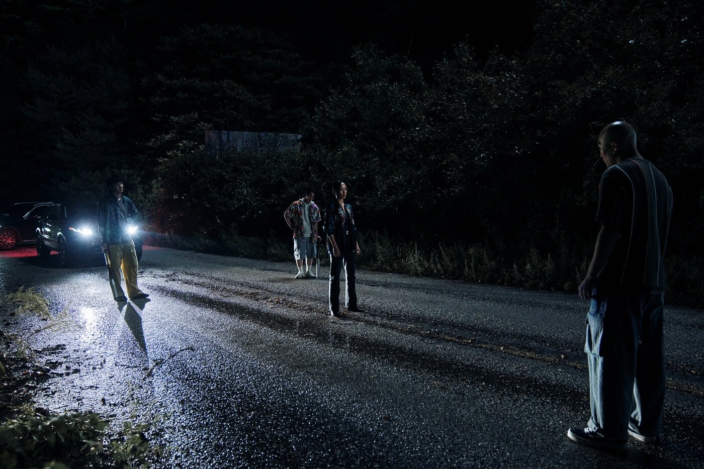 본문 이미지 - '리볼버' 프로덕션 비하인드