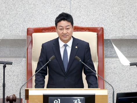 “무용한 대립” 김진경 경기도의장, 비서실장 '업무보고 거부' 질책