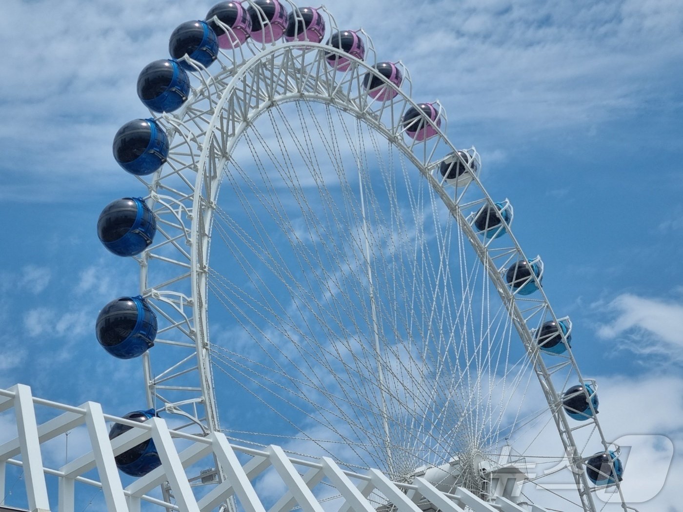 본문 이미지 - 강원 속초해수욕장 대관람차 자료사진.(뉴스1 DB) 2024.6.26/뉴스1