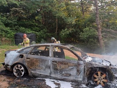 태안 소원면 산 중턱서 차량 화재…60대 사망