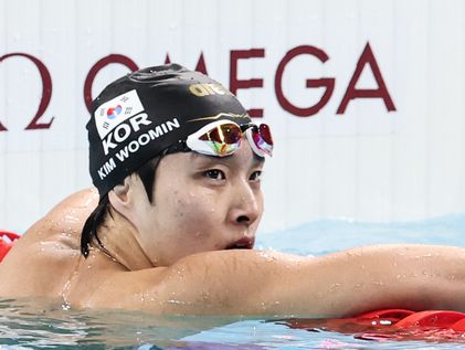 김우민, 자유형 400m 예선 통과…12년 만에 수영 메달 도전 [올림픽]