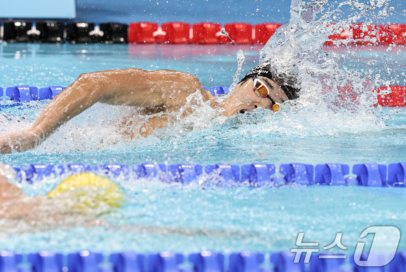 본문 이미지 - 역영하는 김우민. 뉴스1 DB ⓒ News1 이동해 기자