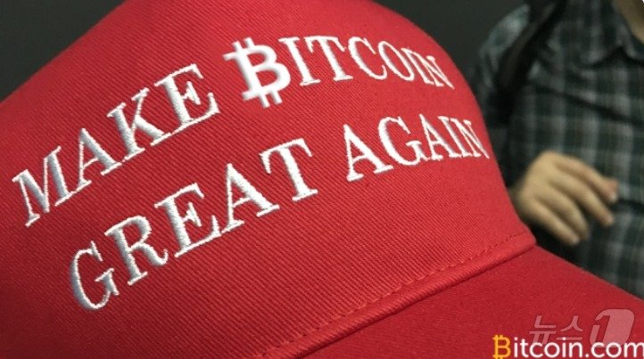 본문 이미지 - 모자 - 비트코인닷컴 X 갈무리