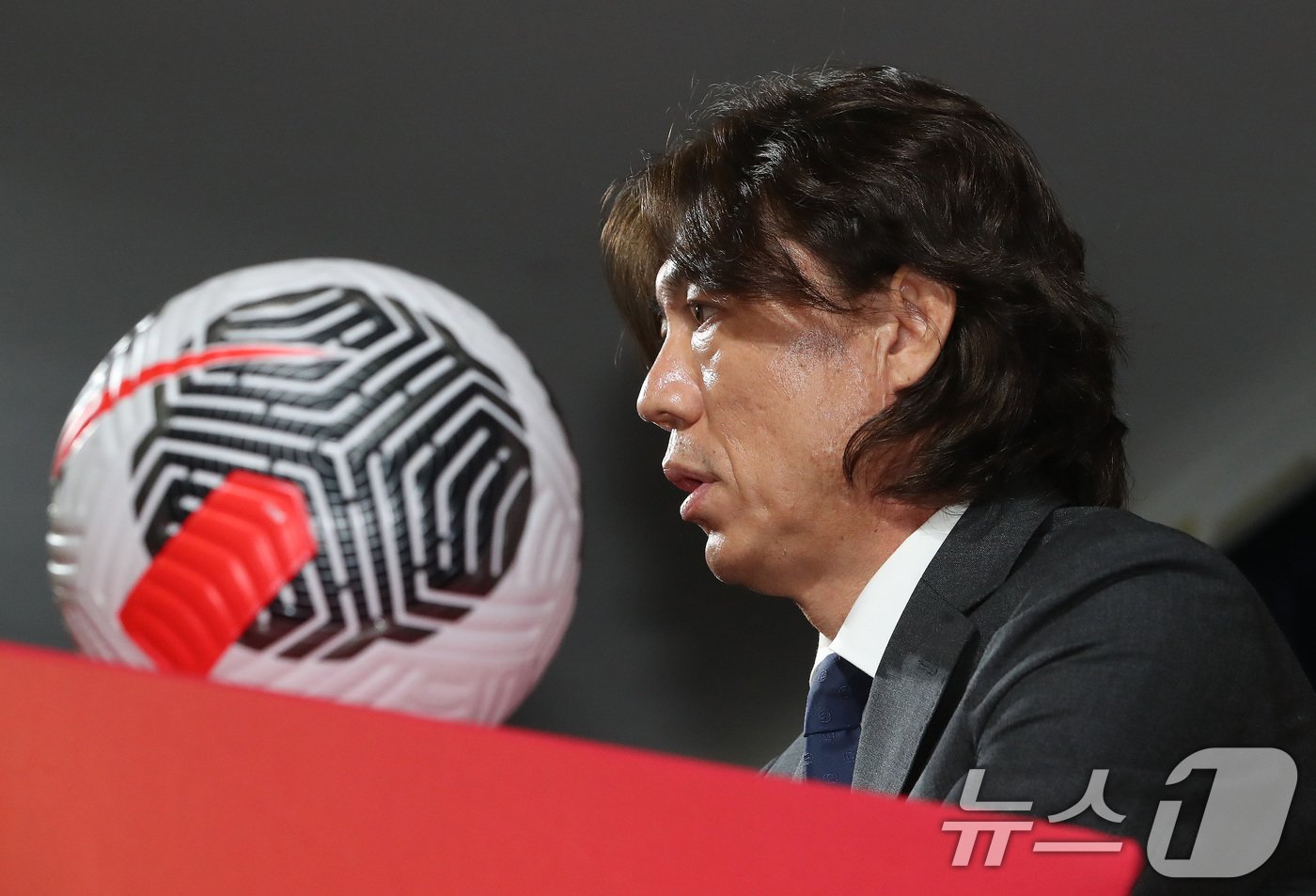 본문 이미지 - 홍명보 대한민국 축구 국가대표팀 감독이 29일 오전 서울 종로구 신문로 축구회관에서 열린 취임 기자회견에서 발언을 하고 있다. 2024.7.29/뉴스1 ⓒ News1 임세영 기자
