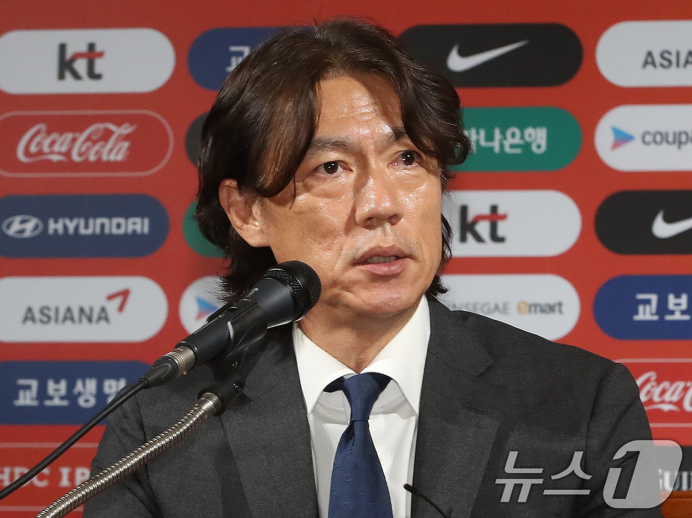 홍명보 대한민국 축구 국가대표팀 감독이 29일 오전 서울 종로구 신문로 축구회관에서 열린 취임 기자회견에서 발언을 하고 있다. 2024.7.29/뉴스1 ⓒ News1 임세영 기자