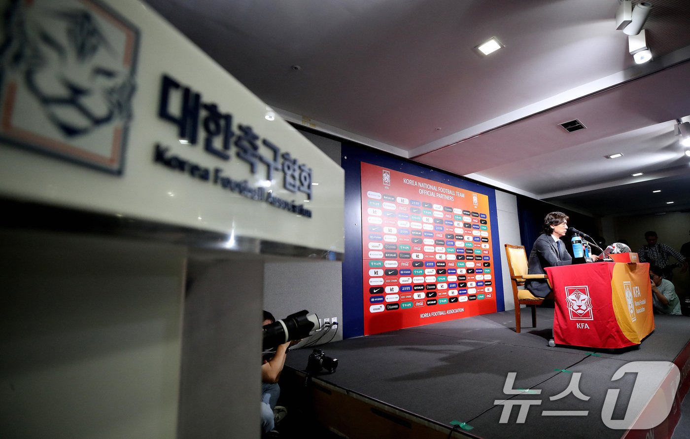 홍명보 대한민국 축구 국가대표팀 감독이 29일 오전 서울 종로구 신문로 축구회관에서 열린 취임 기자회견에서 발언을 하고 있다. 2024.7.29/뉴스1 ⓒ News1 임세영 기자