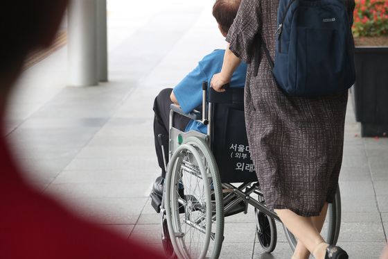 울산 동구, 장애인 전동보조기기 사고 최대 5천만원 지원…울산 최초