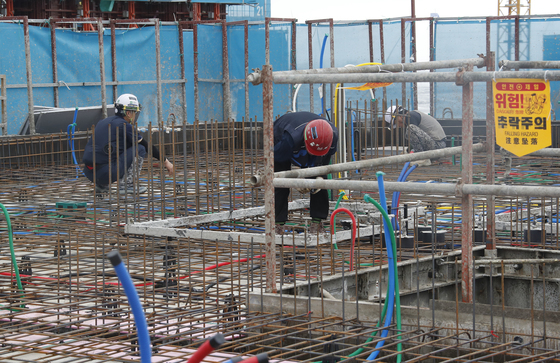 현대건설·GS건설·효성중공업, 산재예방 의무 위반…노동부, 376곳 공표