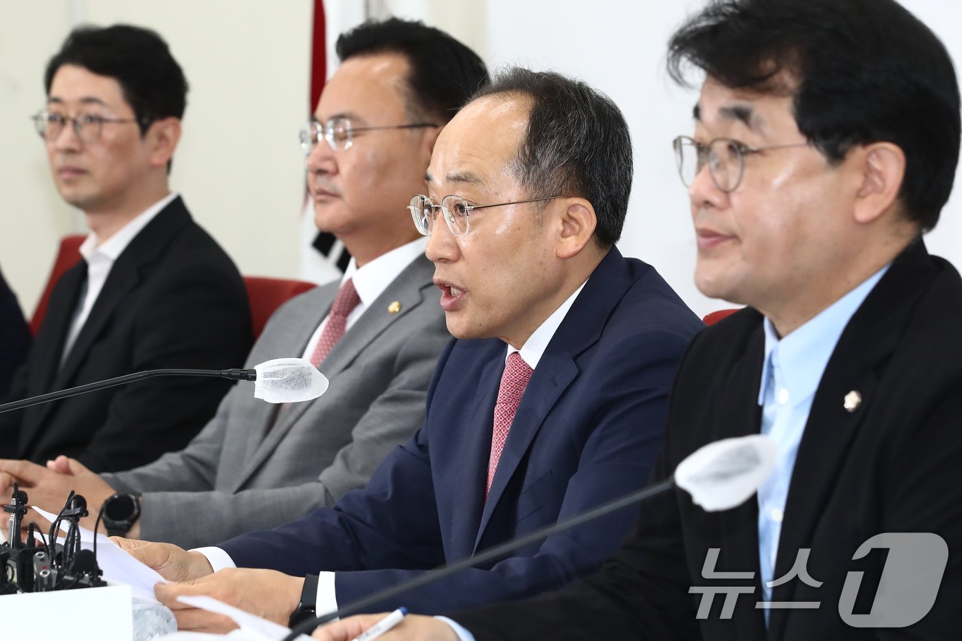 본문 이미지 - 추경호 국민의힘 원내대표가 3일 오전 서울 여의도 국회에서 가진 현안 관련 기자간담회에서 민주당의 검사 탄핵소추안 발의와 관련해 발언하고 있다. 2024.7.3/뉴스1 ⓒ News1 이광호 기자