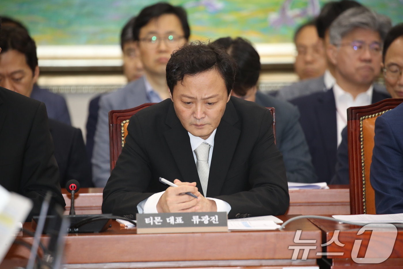본문 이미지 - 류광진 티몬 대표가 30일 오후 서울 여의도 국회에서 열린 '티몬·위메프(티메프) 사태' 관련 정무위원회 전체회의에 출석해 있다. 2024.7.30/뉴스1 ⓒ News1 이광호 기자