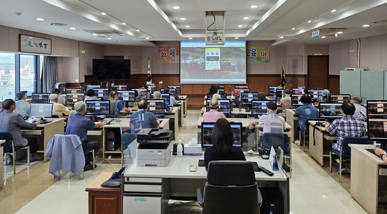 기차표 못 사던 노인도 척척…지난해 91만명 디지털배움터 거쳐