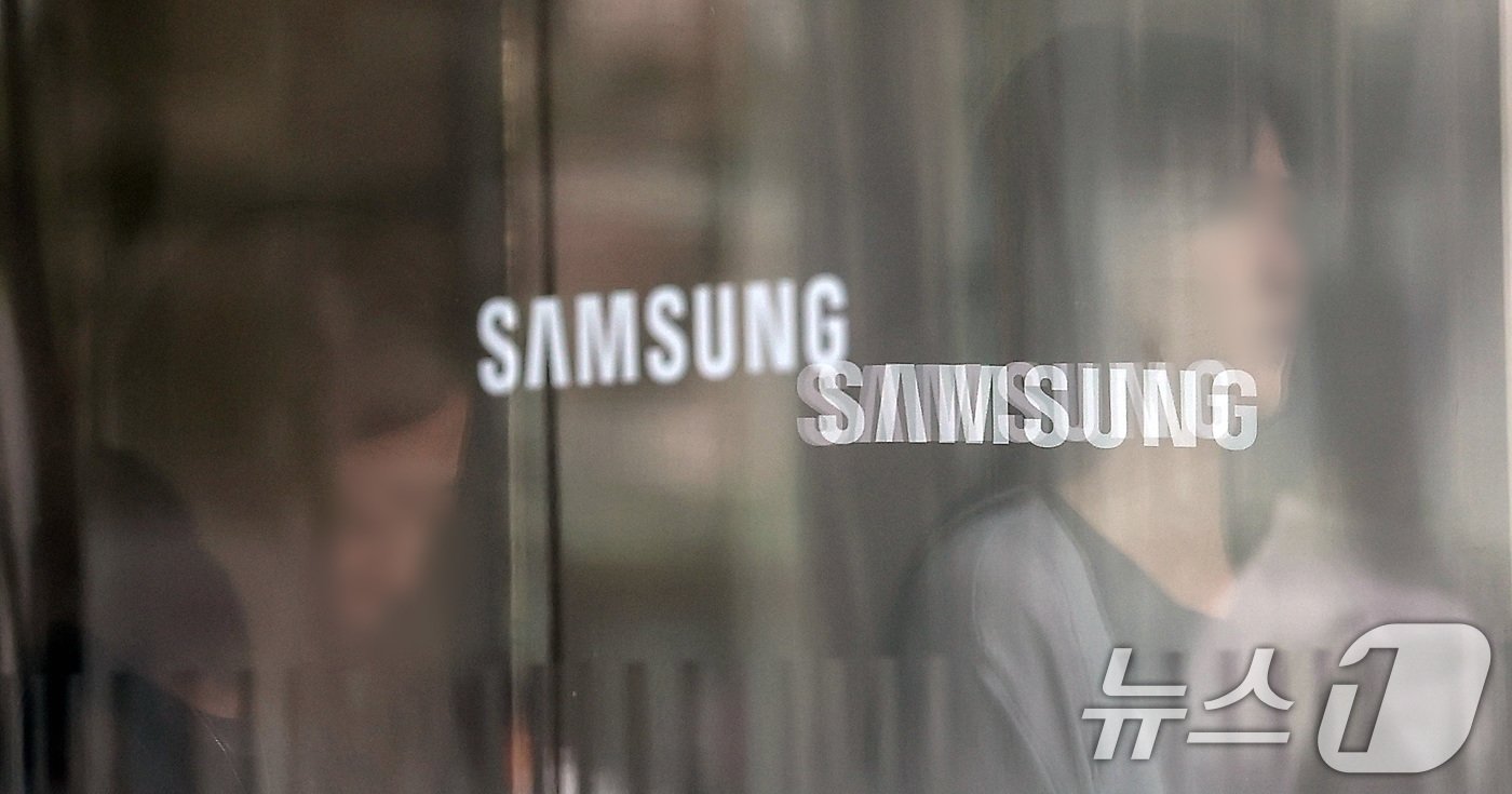 본문 이미지 - 서울 서초구 삼성전자 사옥 모습. /뉴스1 ⓒ News1 김성진 기자