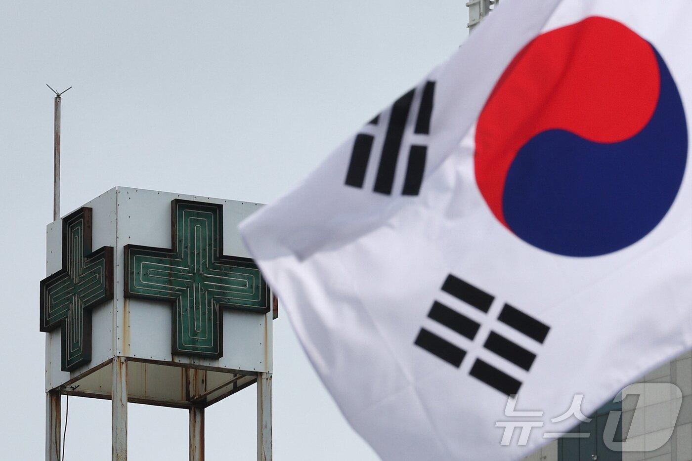 본문 이미지 - 사진은 지난 7월 5일 서울 중구 국립중앙의료원의 모습. 2024.7.5/뉴스1 ⓒ News1 신웅수 기자