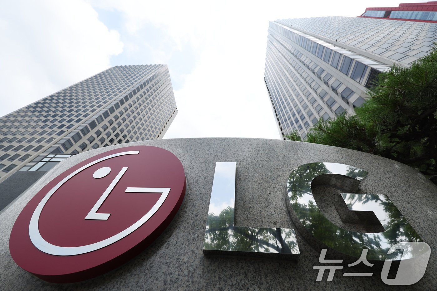 본문 이미지 - 서울 여의도 LG트윈타워의 모습. 2024.7.5/뉴스1 ⓒ News1 신웅수 기자