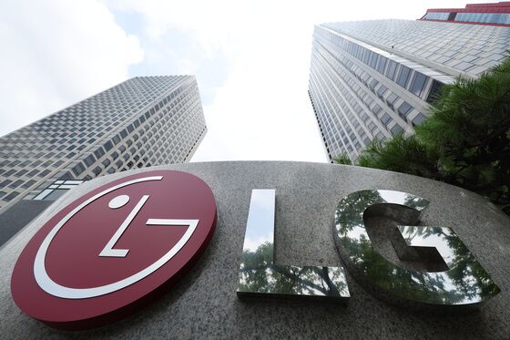 LG전자 "美·멕시코 공장 생산 늘려 관세 대응, B2B 강화"(종합2보)