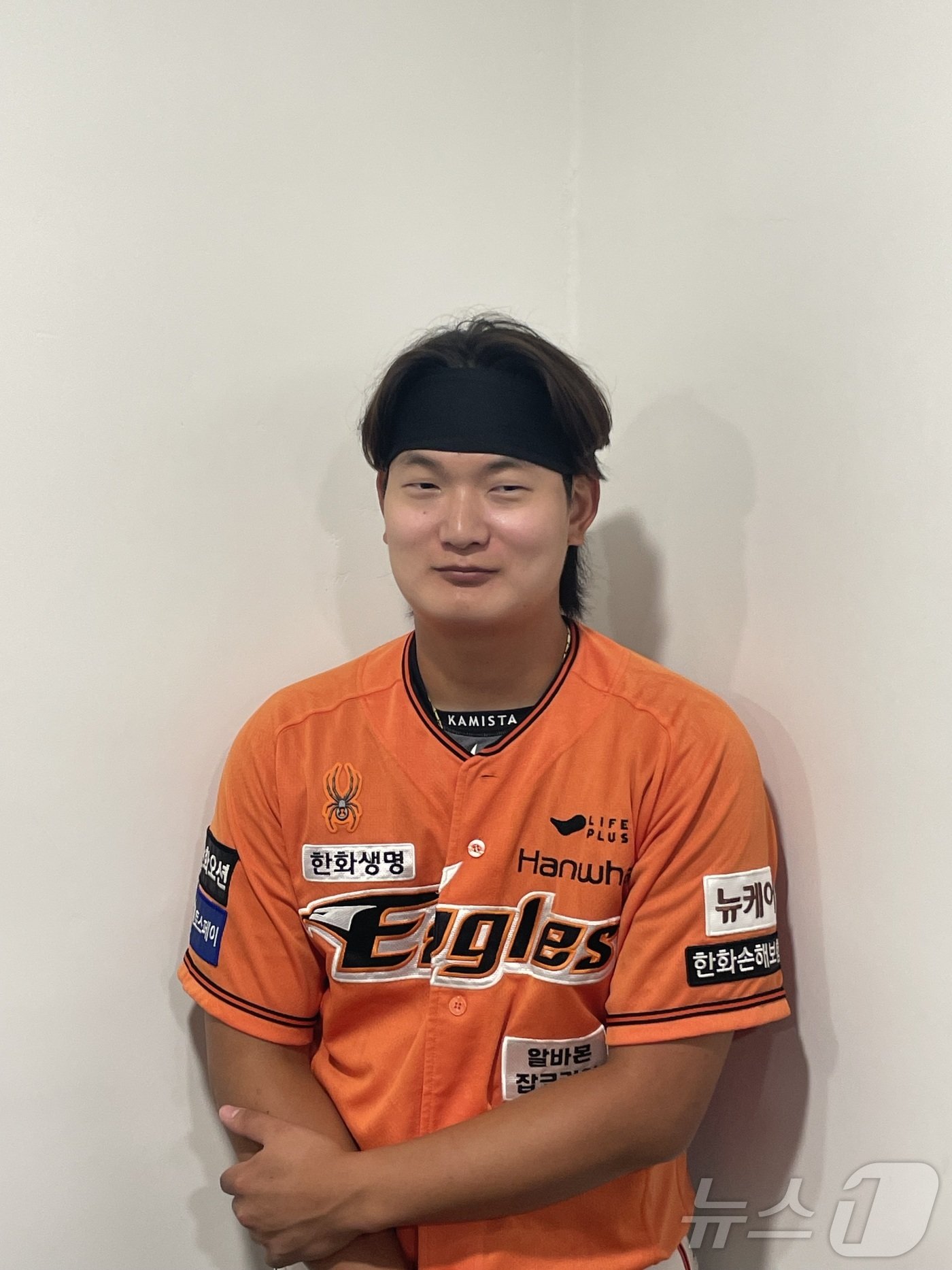 본문 이미지 - 한화 김서현이 5일 인천 SSG랜더스파크에서 열리는 퓨처스 올스타전 경기에 앞서 취재진과 인터뷰를 하고 있다.ⓒ 뉴스1 원태성 기자