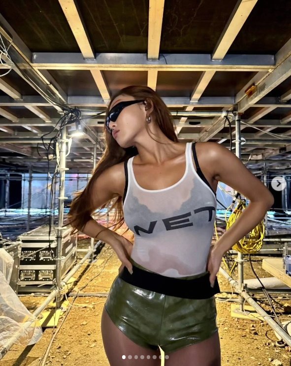 본문 이미지 - 화사 인스타그램 캡처