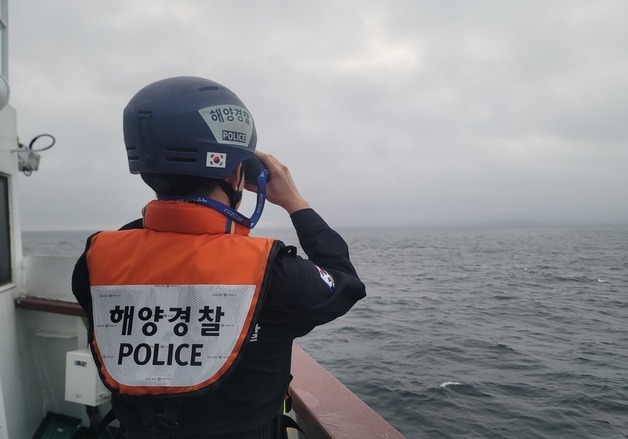 통일부, 北에 동해 실종 해군 장병 수색·송환 협조 요청