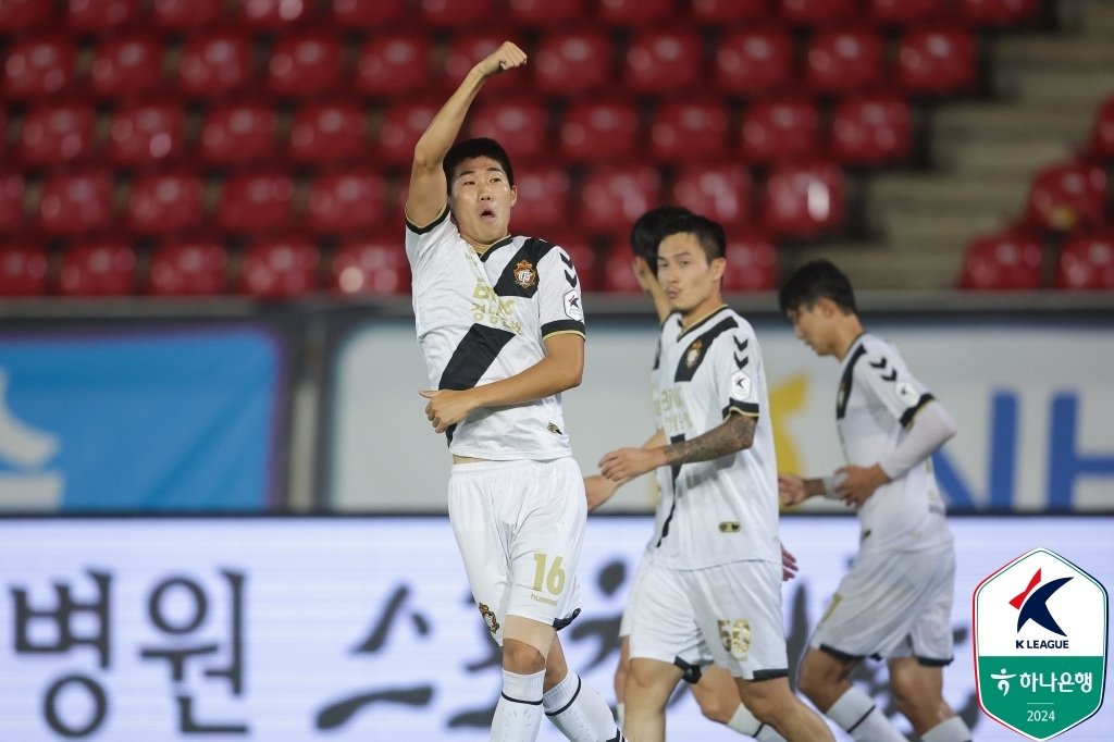 경남이 성남을 4-1로 꺾었다.&#40;한국프로축구연맹 제공&#41; 