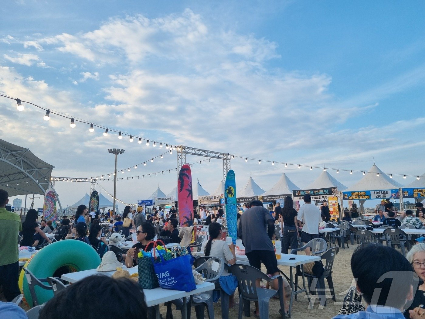 본문 이미지 - 지난 9~11일 강원 속초해수욕장에 열린 2024 속초바다축제.(속초시 제공) 2024.8.12/뉴스1