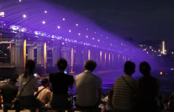 "한강 영문 표기 'Hangang River'로…Han River 아니에요"