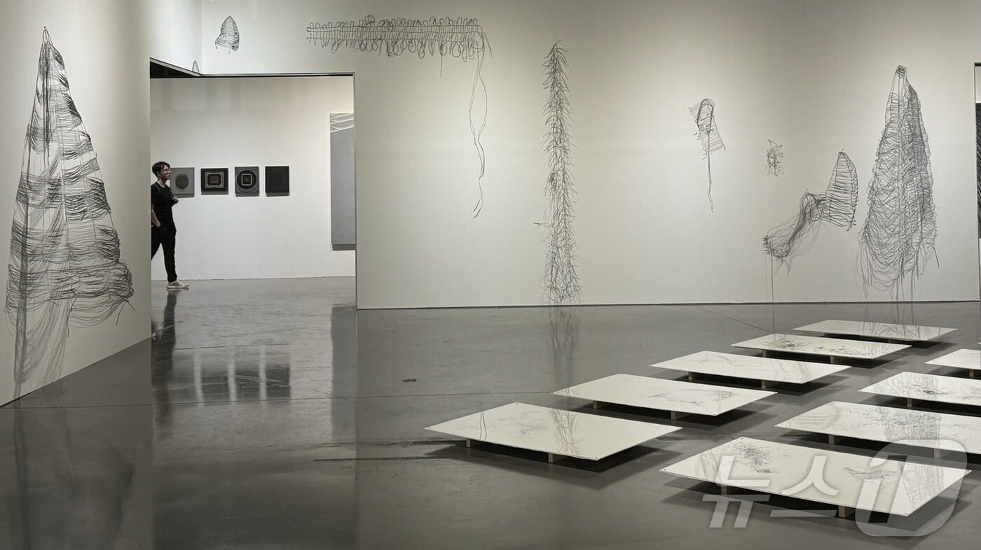 본문 이미지 - 부산비엔날레가 열리고 있는 부산현대미술관.