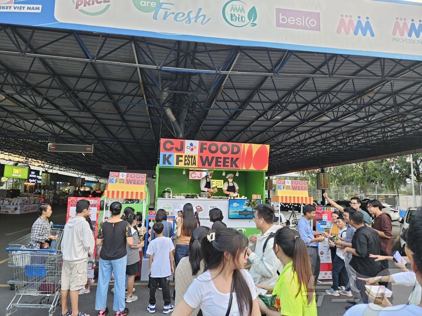 본문 이미지 - CJ그룹은 지난 10일부터 9월 1일까지 베트남에서 K컬처 축제 'CJ K FESTA'를 연다.ⓒ 뉴스1/김진희 기자.