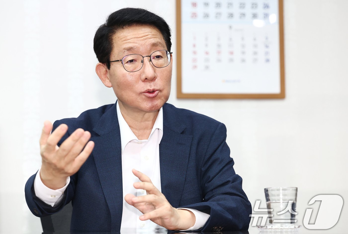 본문 이미지 - 김상훈 국민의힘 정책위의장이 19일 서울 여의도 국회에서 뉴스1과 인터뷰를 하고 있다. 2024.8.19/뉴스1 ⓒ News1 김민지 기자