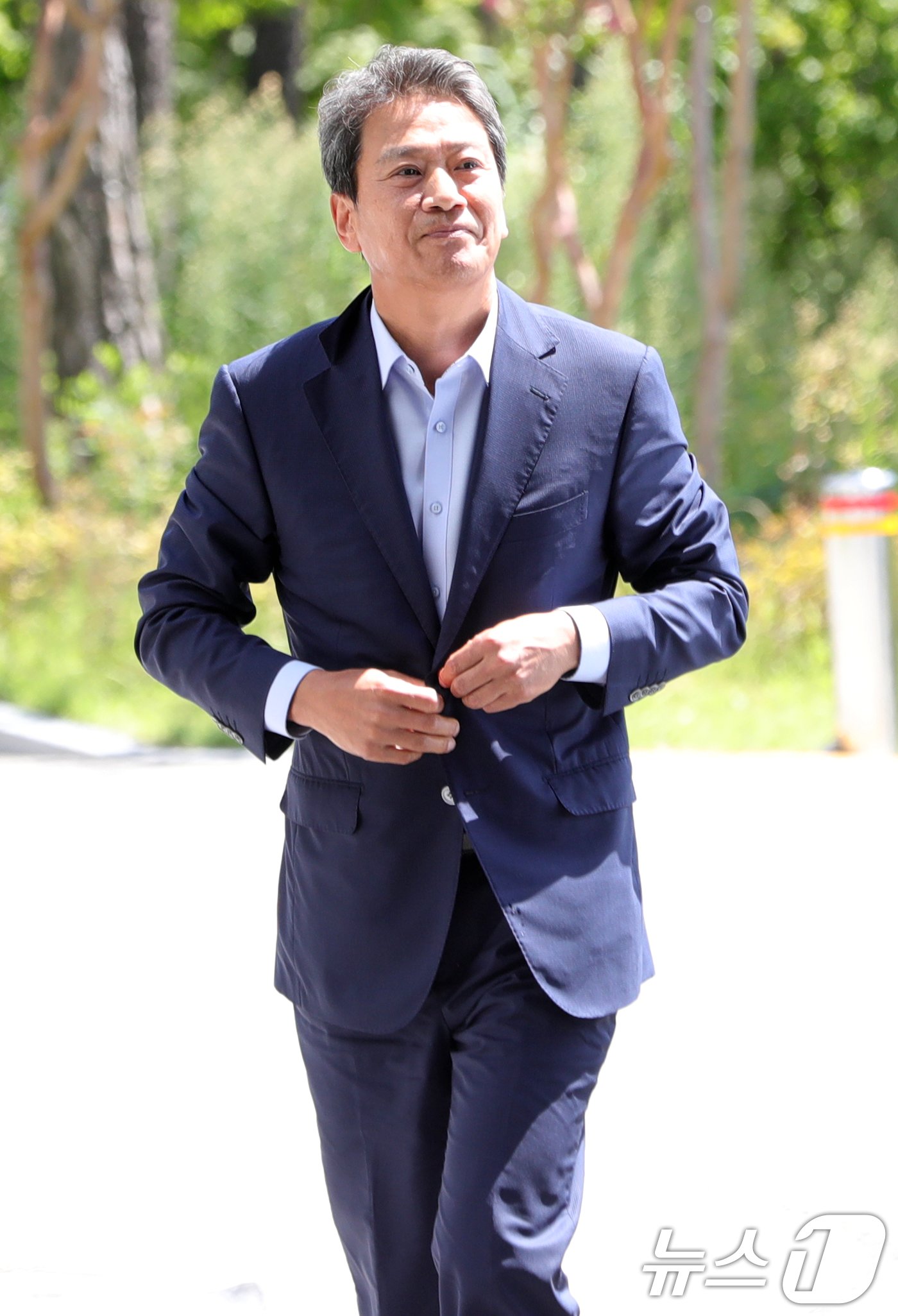 본문 이미지 - 임종석 전 대통령 비서실장이 20일 전북자치도 전주시 전주지검에 참고인 조사를 받기 위해 출석하고 있다 .024.8.20/뉴스1 ⓒ News1 유경석 기자