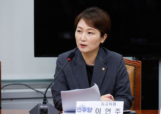 민주 "윤 갈라치기 외교, 북러 군사동맹 빌미…벌집 건드렸다"