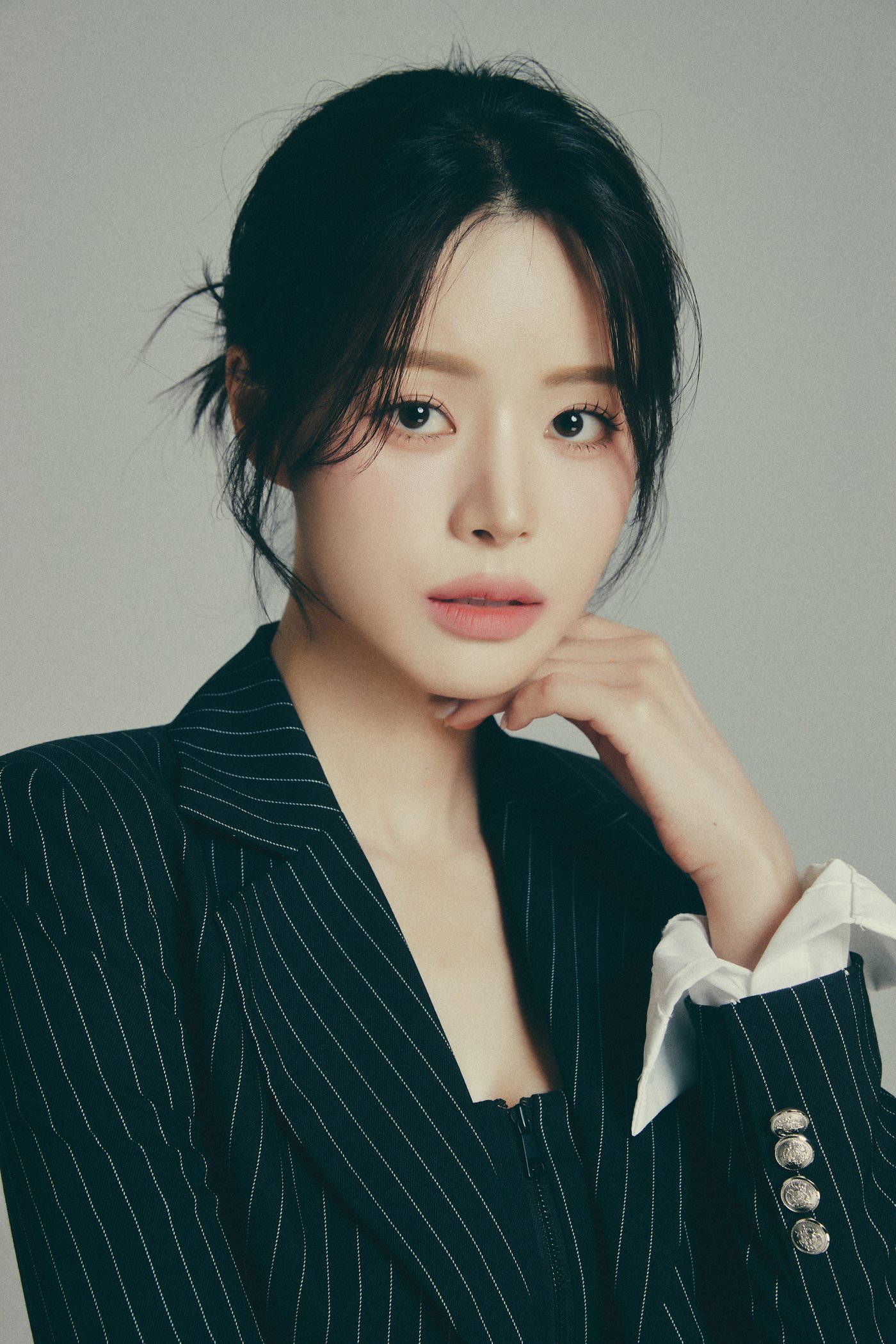 본문 이미지 - 가수 한여름/ 사진제공=포고 엔터테인먼트