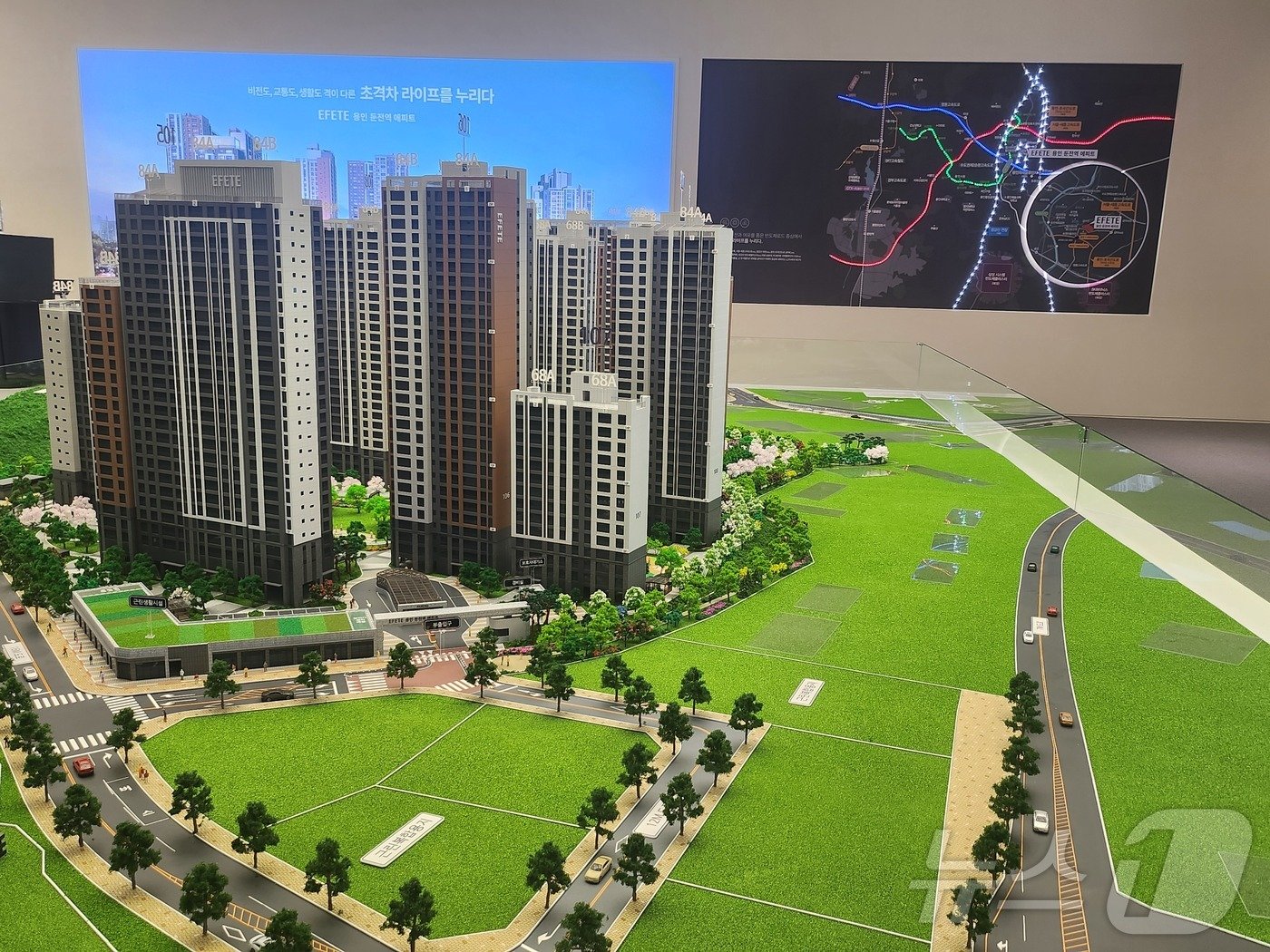 본문 이미지 - 용인 둔전역 에피트 견본주택 모습.