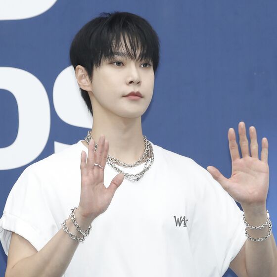 NCT 도영, 자립준비청년·보호대상아동 지원 위해 1억 기부