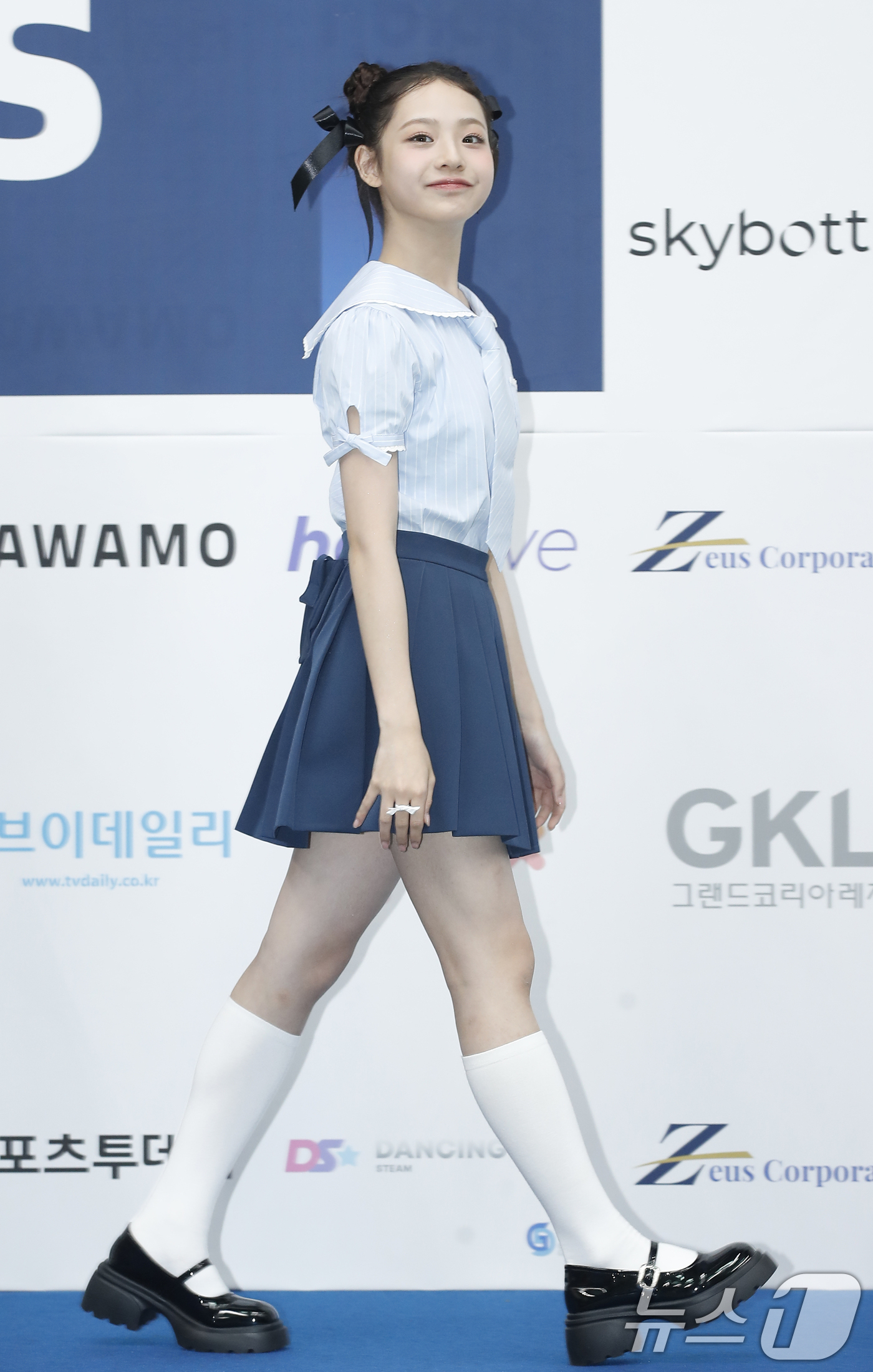 (서울=뉴스1) 권현진 기자 = 그룹 유니스의 임서원이 22일 오후 서울 송파구 잠실실내체육관에서 열린 ‘2024 케이 월드 드림 어워즈’(2024 K WORLD DREAM AWA …