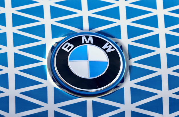 "BMW, 2027년 말까지 8000명 감원…10월부터 희망퇴직"