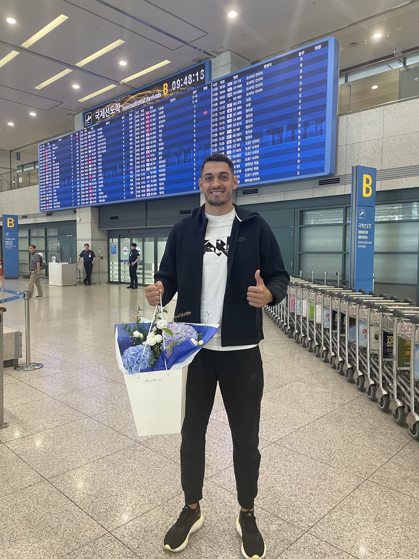 본문 이미지 - 삼성화재의 새로운 외국인 선수 블라니미르 그로즈다노프. (삼성화재 제공)