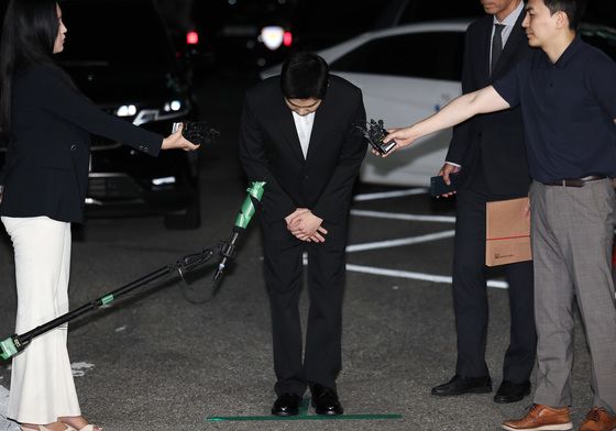 방심위, '슈가 음주운전 영상 오보' JTBC에 법정제재