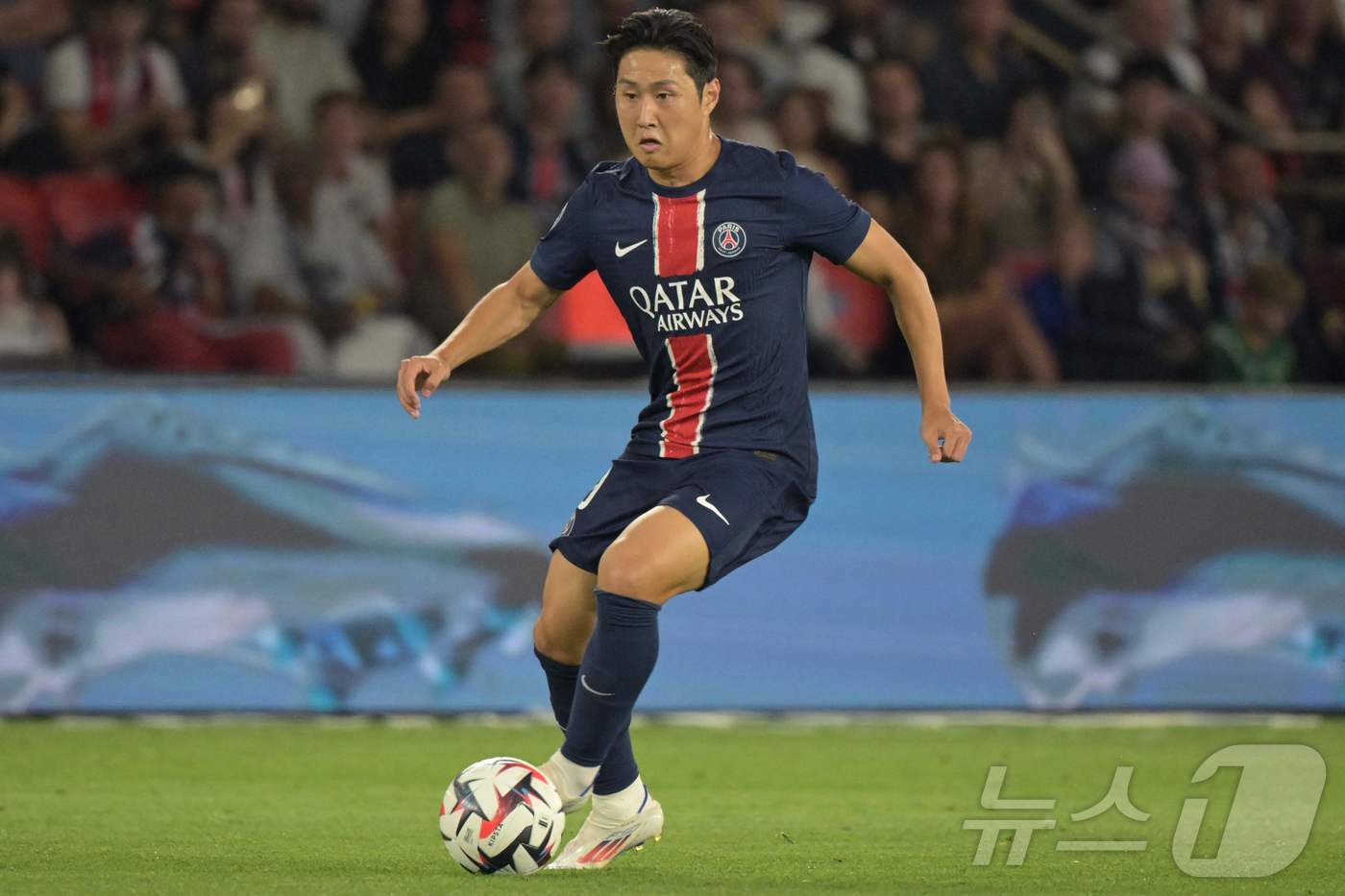 PSG 이강인이 24일&#40;한국시간&#41; 열린 2024-25 프랑스 리그1 몽펠리에와 홈 경기에서 후반 37분 득점하며 개막 후 2경기 연속 골을 기록했다. ⓒ AFP=뉴스1