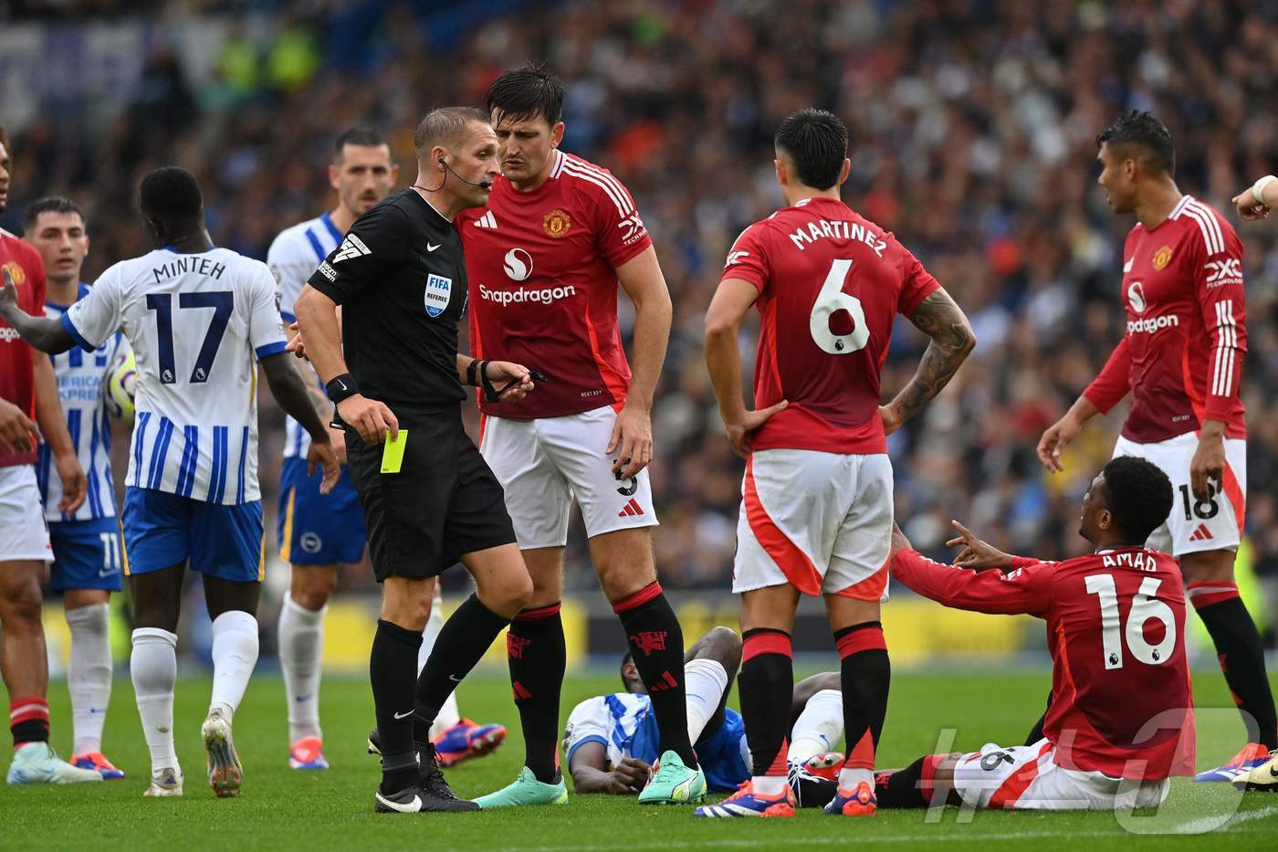 본문 이미지 - 맨체스터 유나이티드는 24일(한국시간) 열린 2024-25 EPL 2라운드 브라이튼전에서 1-2로 졌다. ⓒ AFP=뉴스1