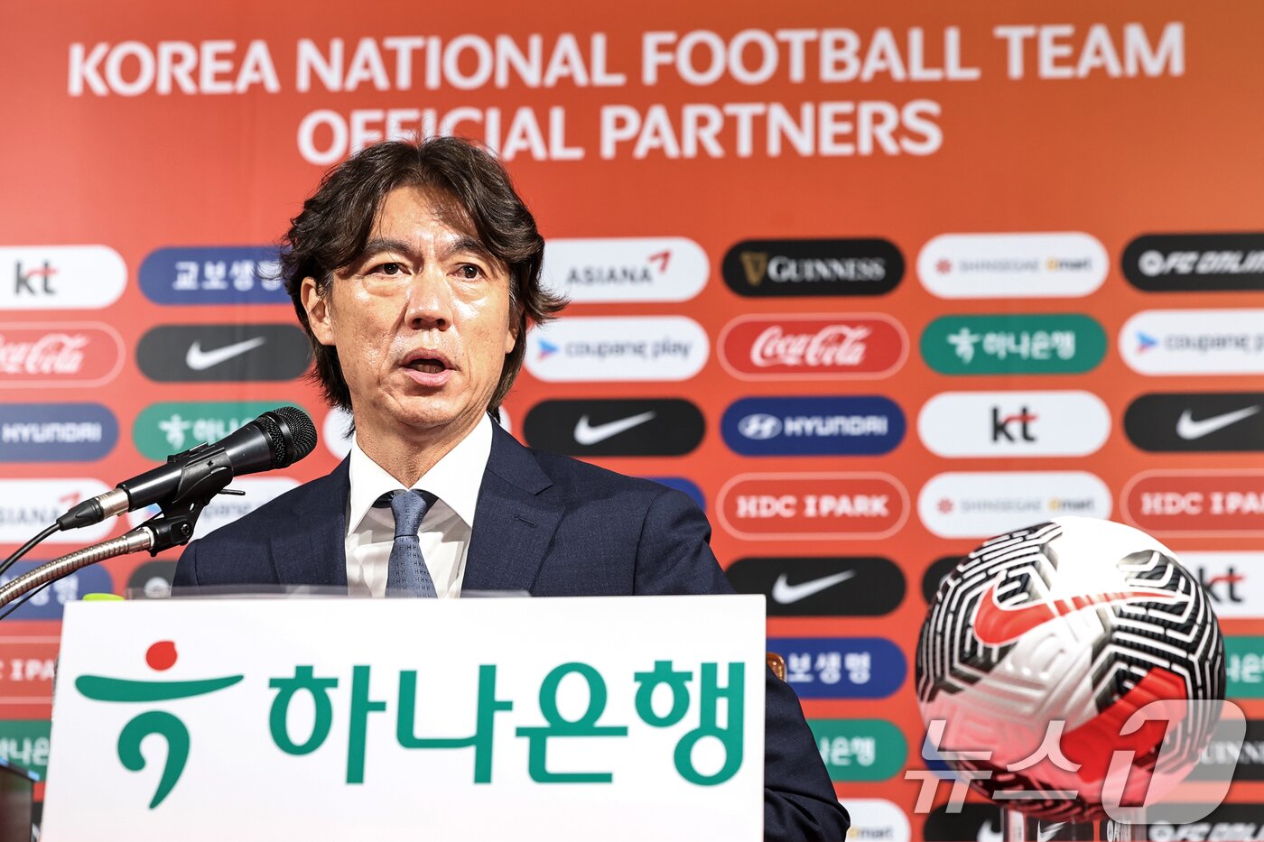 본문 이미지 - 홍명보 대한민국 축구 국가대표팀 감독 2024.8.26/뉴스1 ⓒ News1 민경석 기자