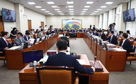 과징금 205억 수순 애플…애플코리아 "한국법, 부과 의무 준수"