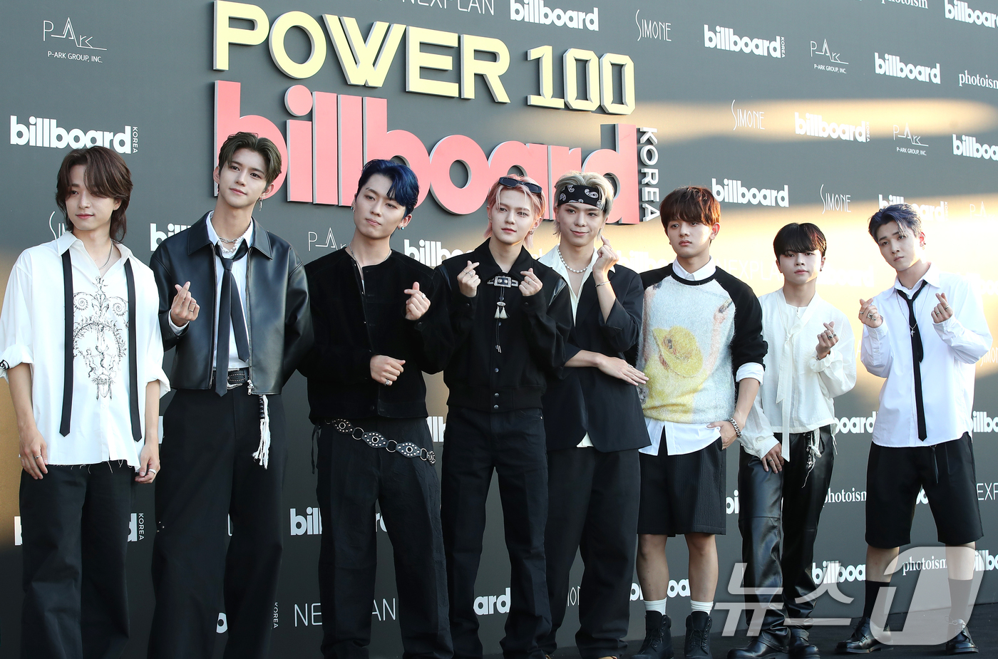 (서울=뉴스1) 권현진 기자 = 원 오어 에이트(ONE OR EIGHT)가 27일 서울 중구 신라호텔 영빈관에서 열린 ‘빌보드 케이 파워 100(Billboard K POWER 1 …