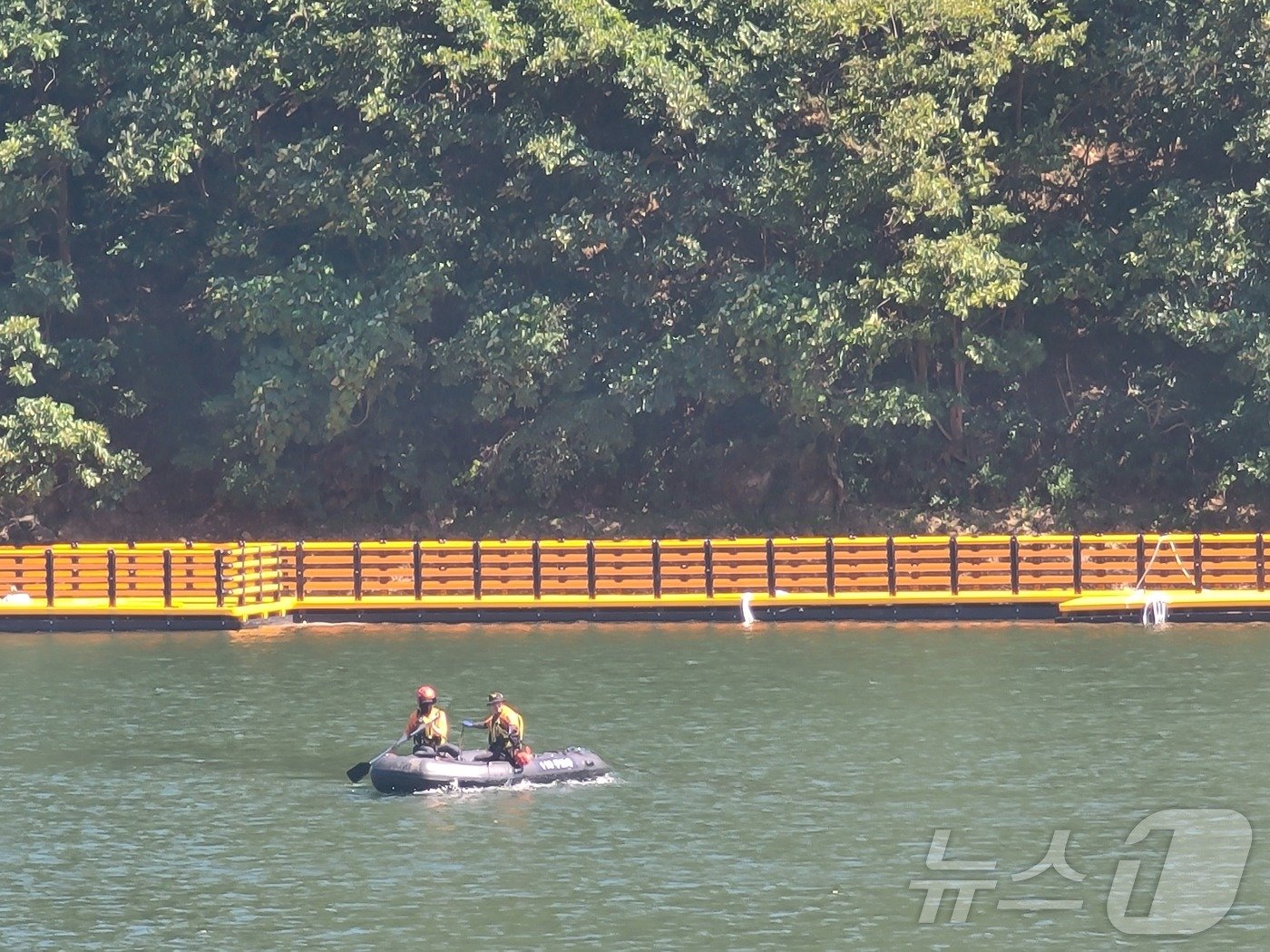 강원 홍천 대룡저수지 실종자 수색 현장.&#40;독자 제공&#41;