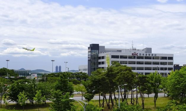 한국공항공사 '2024 데이터분석·활용 공모전'서 행정안전부 장관상