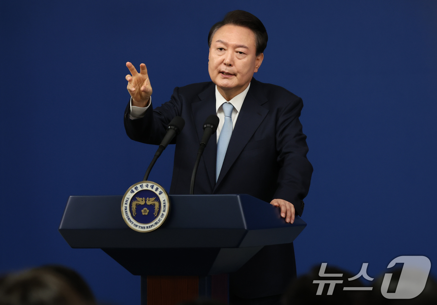 (서울=뉴스1) 송원영 기자 = 윤석열 대통령이 29일 서울 용산 대통령실청사 브리핑룸에서 열린 국정브리핑 및 기자회견에서 취재진의 질문에 답하고 있다. 2024.8.29/뉴스1